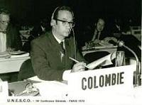 Alberto Ospina Taborda en representación de Colombia en conferencia de la UNESCO en París Alberto Ospina Taborda en representación de Colombia en conferencia de la UNESCO en París
