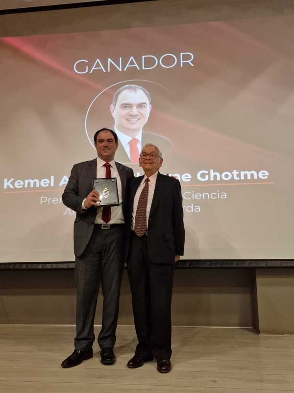 Premio "ALBERTO OSPINA TABORDA" al fortalecimiento de la interfaz Política - Ciencia, otorgado por AvanCiencia Premio "ALBERTO OSPINA TABORDA" al fortalecimiento de la interfaz Política - Ciencia, otorgado por AvanCiencia