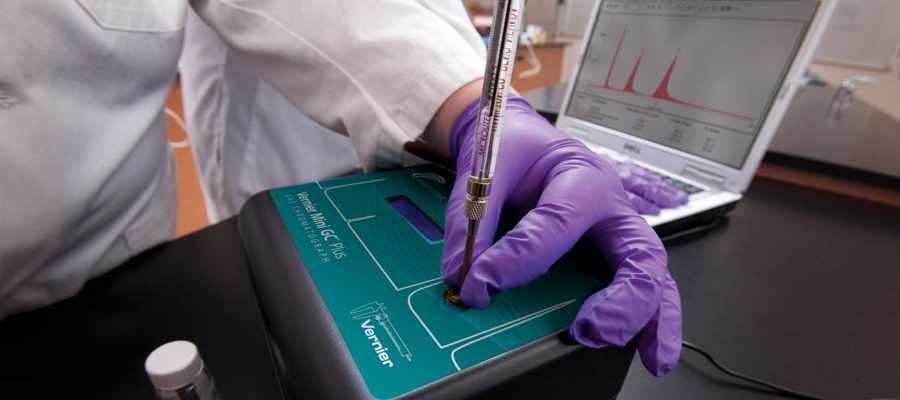 Sistemas de adquisición de datos para laboratorios de Química - Extracción / Destilación