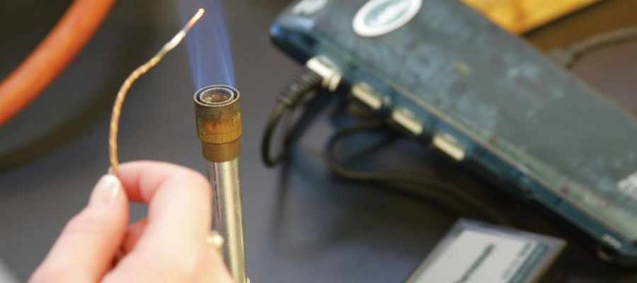 Sistemas de adquisición de datos para laboratorios de Investigación en Biología